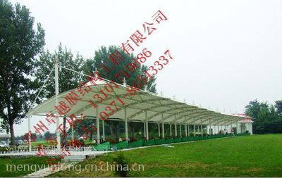 驻马店膜结构高尔夫球场遮阳棚与发球台雨篷的设计施工及供应商选择指南